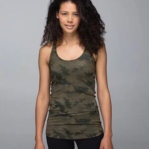 Lululemon Cool Racerback tank top green camo camouflage size 6